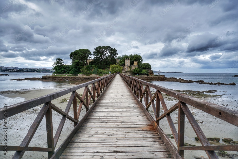 Obraz premium Castle on the beach