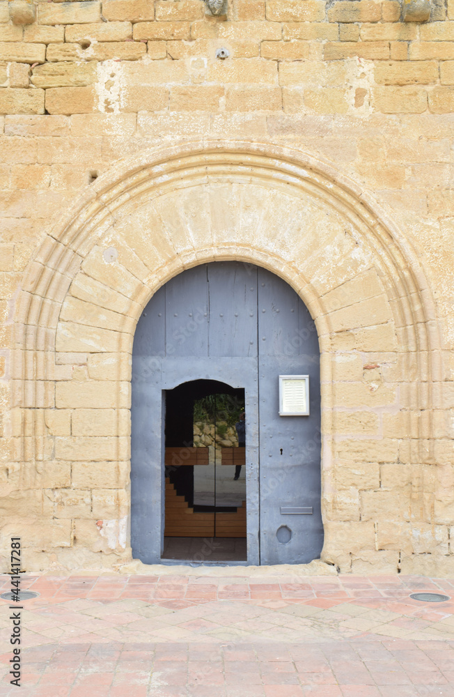 Iglesia Romanica San Esteban de Peratallada Gerona España
Iglesia Romanica San Esteban de Peratallada Gerona España