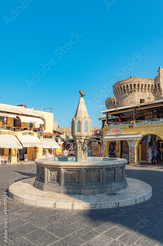 Fototapeta Naklejka Na Ścianę i Meble -  Rhodes Hippocrates Old Town Square Fountain