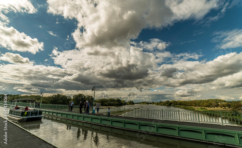 Pont-canal sur la Loire à Briare, Loiret, France © Jorge Alves