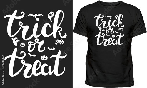 
Halloween T-shirt, Men's Tshirt, Unisex Tshirt, Full Moon, American Apparel Crew Neck, Screen Print, Halloween Costume, Halloween Gift