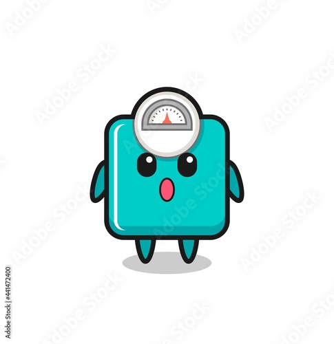 the amazed expression of the weight scale cartoon