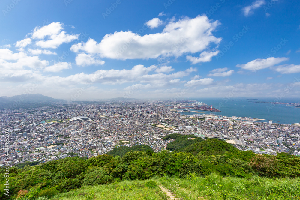 Fototapeta premium 小文字山山頂から見た北九州市街地眺望