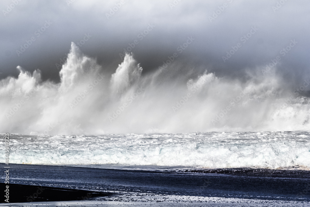 Fontaines geysers de mer, vagues explosives Fontaines geysers de mer, vagues explosives