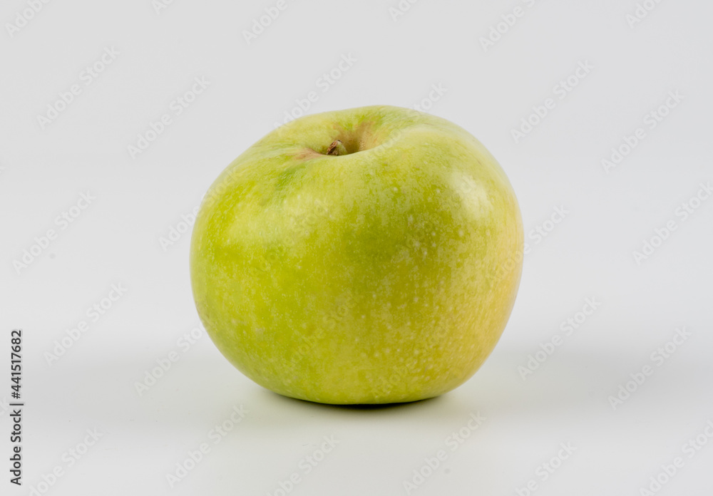 Green juicy apple isolated on white background, clipping path. Fresh green apple isolated on white backgroun Green juicy apple isolated on white background, clipping path. Fresh green apple isolated on white backgroun