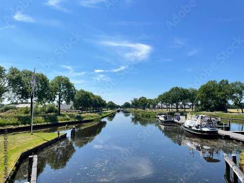 Canal around Dieverbrug