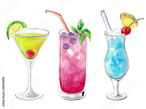 Hand drawn watercolor Set of tropical cocktails