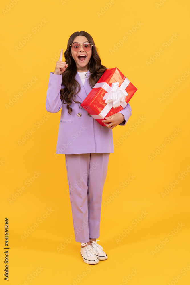 trendy inspired with idea teen girl in sunglasses and suit hold present box full length, inspiration trendy inspired with idea teen girl in sunglasses and suit hold present box full length, inspiration