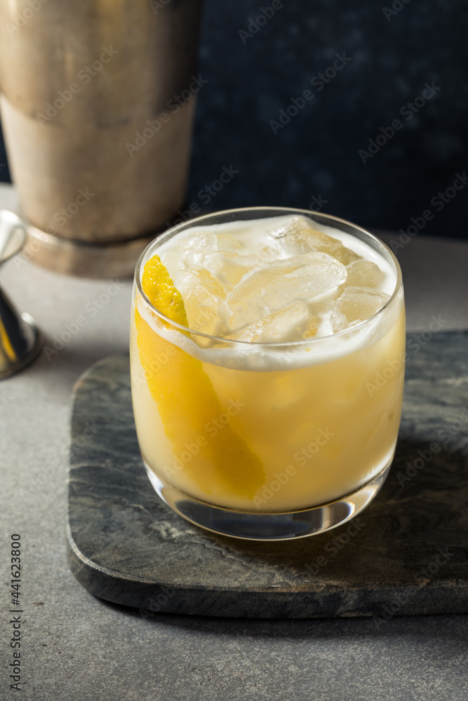 Boozy Refreshing Scotch Sour Boozy Refreshing Scotch Sour