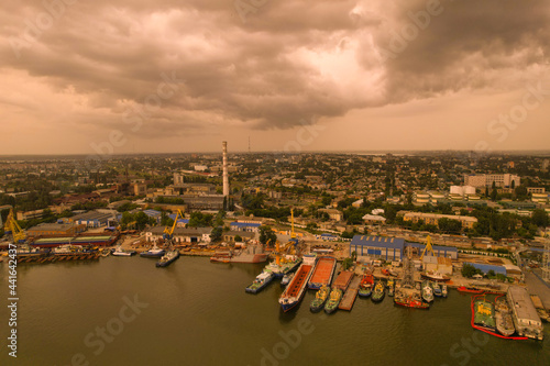 Принти на полотні Shipbuilding harbor and berth for offshore vessels in the port of Mykolaiv