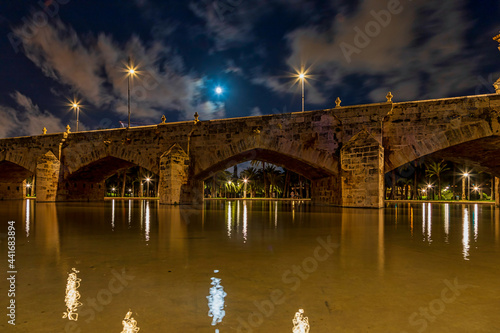 ponte vecchio bridge © Iri