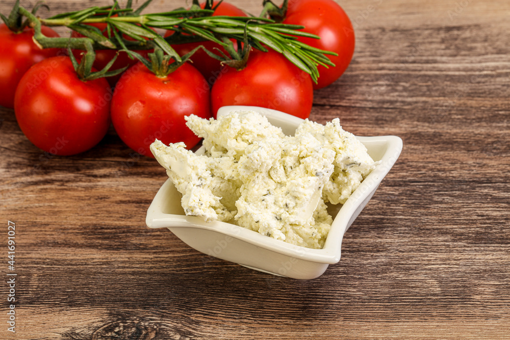 Soft cream cheese with herbs