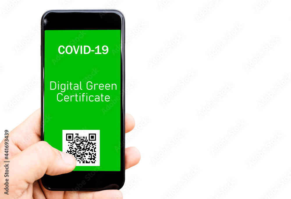 Digital Green Certificate in mobile phone for travel Digital Green Certificate in mobile phone for travel
