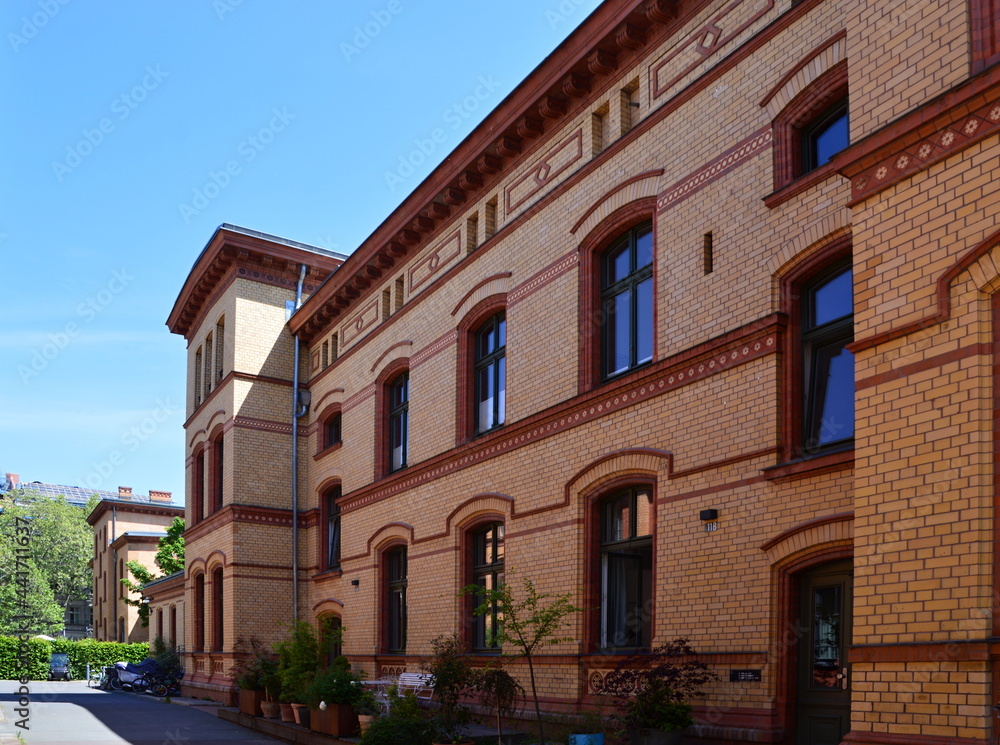 Fototapeta premium Historisches Bauwerk Am Urban im Stadtteil Kreuzberg, Berlin