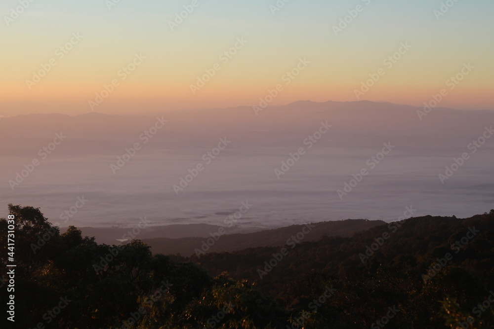 Obraz premium sunrise over the mountains