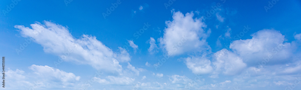 Obraz premium clouds and sky,blue sky background with tiny clouds. panorama