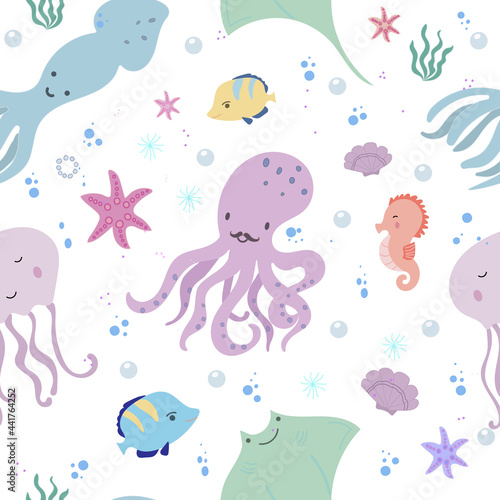 Seamless pattern whith sea animals, fishes, corals and shells. Underwater world, hand drawn doodle vector illustration.