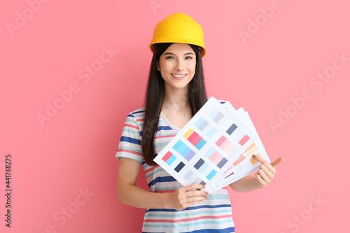 Young woman with palette sa...