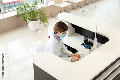 Female medical assistant us...