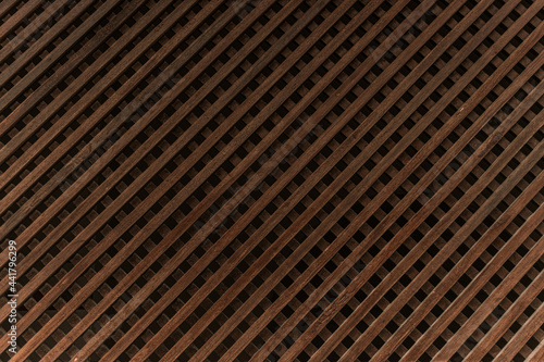 Drewniane tło, skośne deski tworzące piękną teksturę.