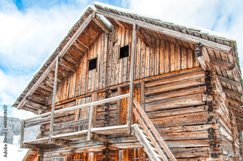 wooden stable Gnadenalm Obertauern