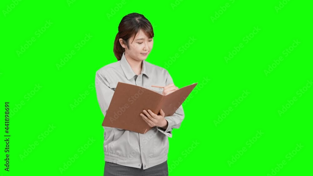 作業服を着たビジネスウーマン クロマキー合成 作業服を着たビジネスウーマン クロマキー合成
