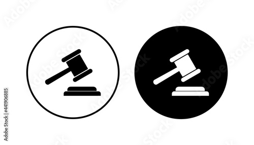 Gavel icon set. judge gavel icon vector. law icon vector. auction hammer