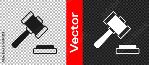 Black Judge gavel icon isolated on transparent background. Gavel for adjudication of sentences and bills, court, justice. Auction hammer. Vector