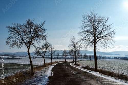 Landstrasse im Winter - Niedersachsen - Deutschland © JoeHum