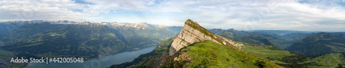 Schweiz im Sommer Churfirsten © Volker Loche