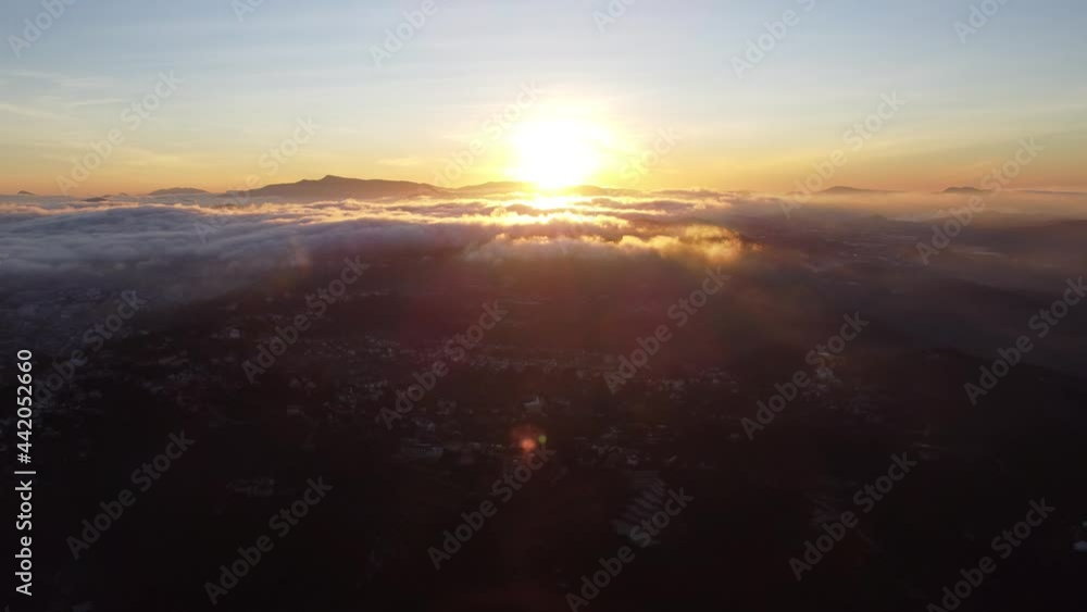 Gorgeous flight over Dalat, Vietnam's most romantic town Gorgeous flight over Dalat, Vietnam's most romantic town