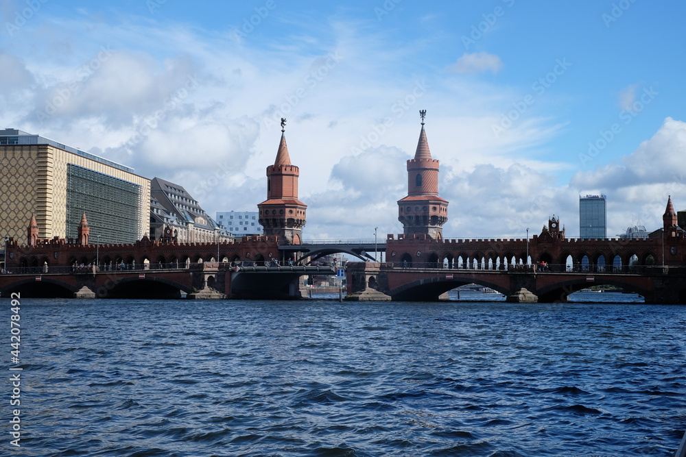 Fototapeta premium Berlin, Oberbaumbrücke