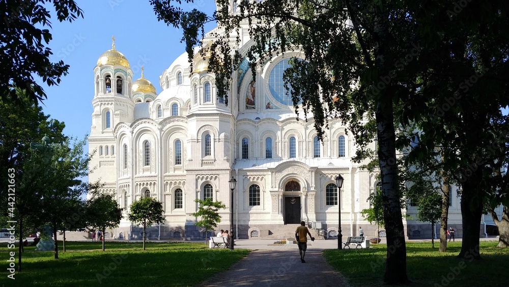 Garden at the Naval Nikolsky Cathedral