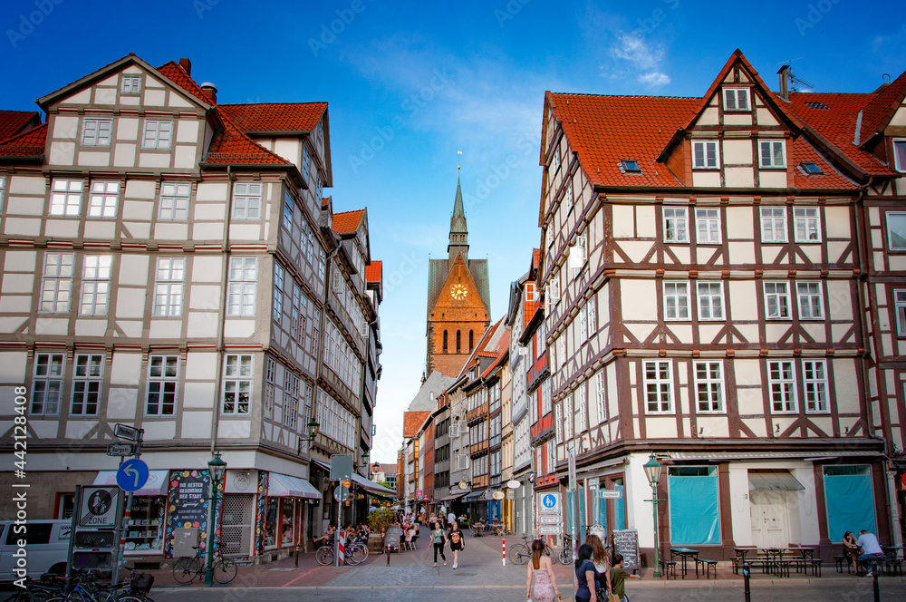 HANNOVER, GERMANY. JUNE 19, 2021. Beautiful view on Wooden Market Square  Holzmarkt. Stock-Foto | Adobe Stock