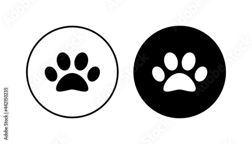 Paw icon set. paw print icon vector. dog or cat paw