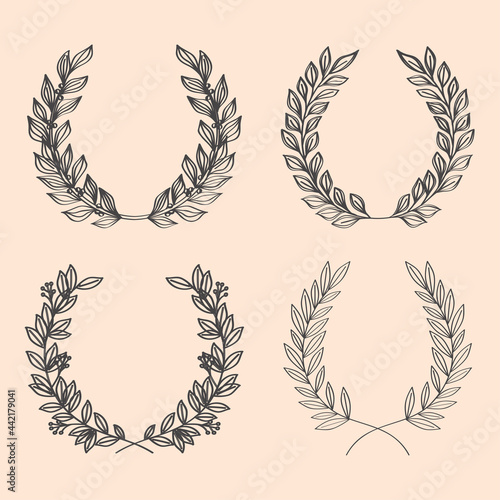 laurel wreaths decoration