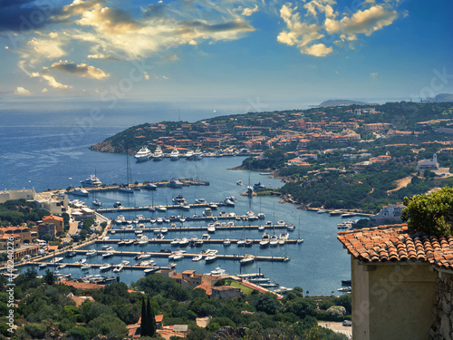 Veduta aerea di Porto Cervo coi suoi mega Yachts, , Italia