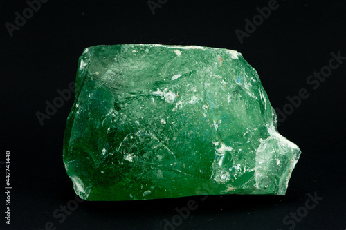 Minerale grezzo verde acquamarina photo