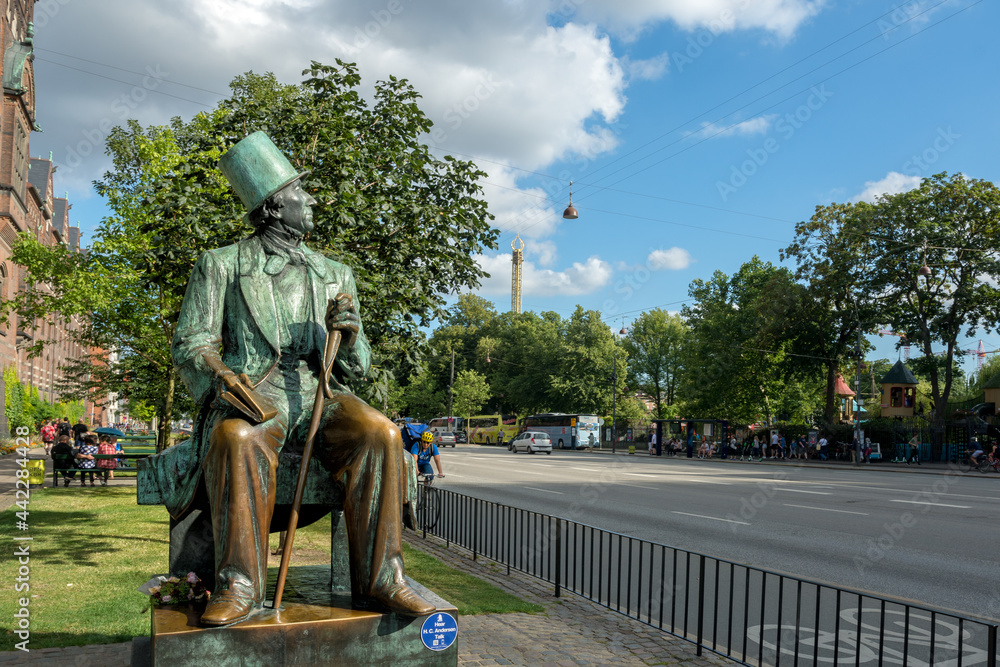 Naklejka premium Copenhagen - Denmark. Statue of Hans Christian Andersen near the Tivoli Park