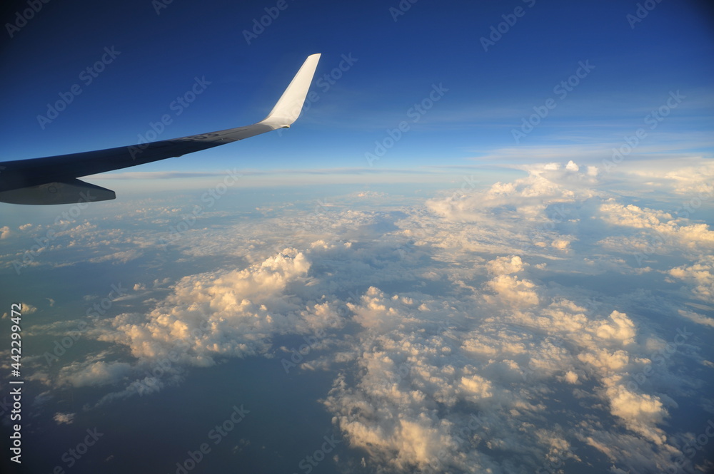 Fototapeta premium view from airplane window