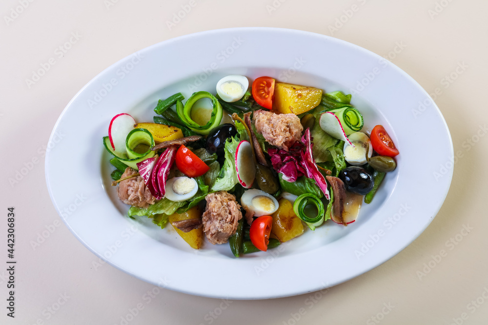 Tuna salad with vegetables Tuna salad with vegetables