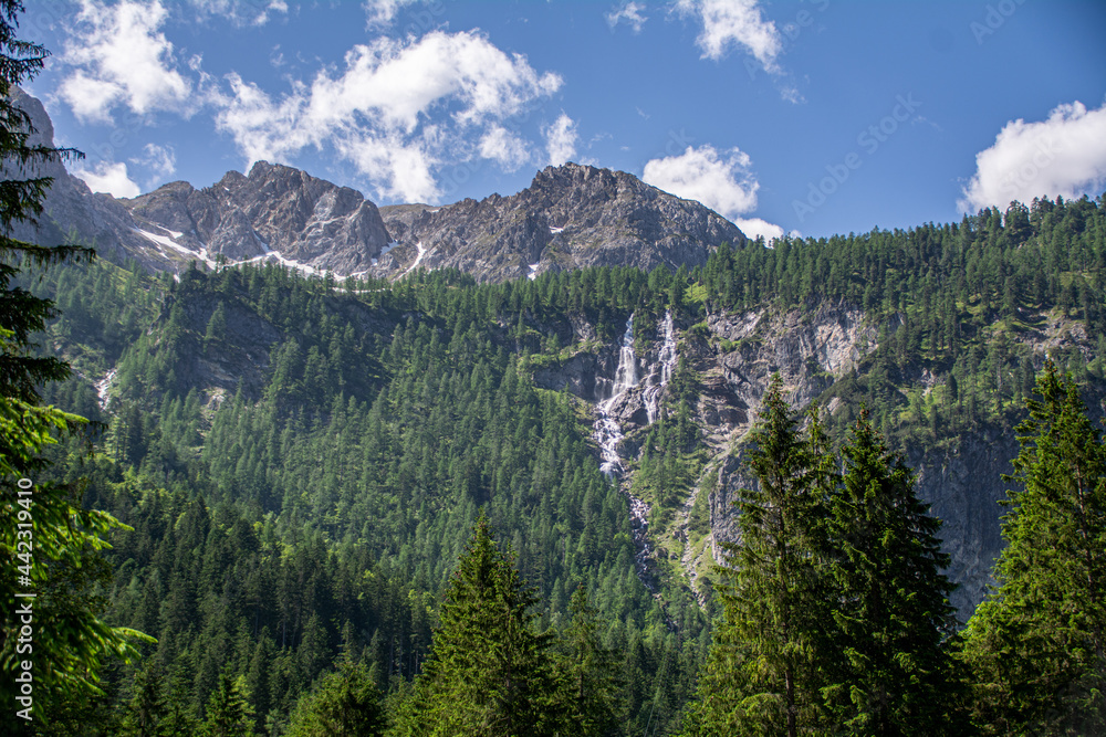 Obraz premium Alpine Mountain Landscape in Salzburg, Austria