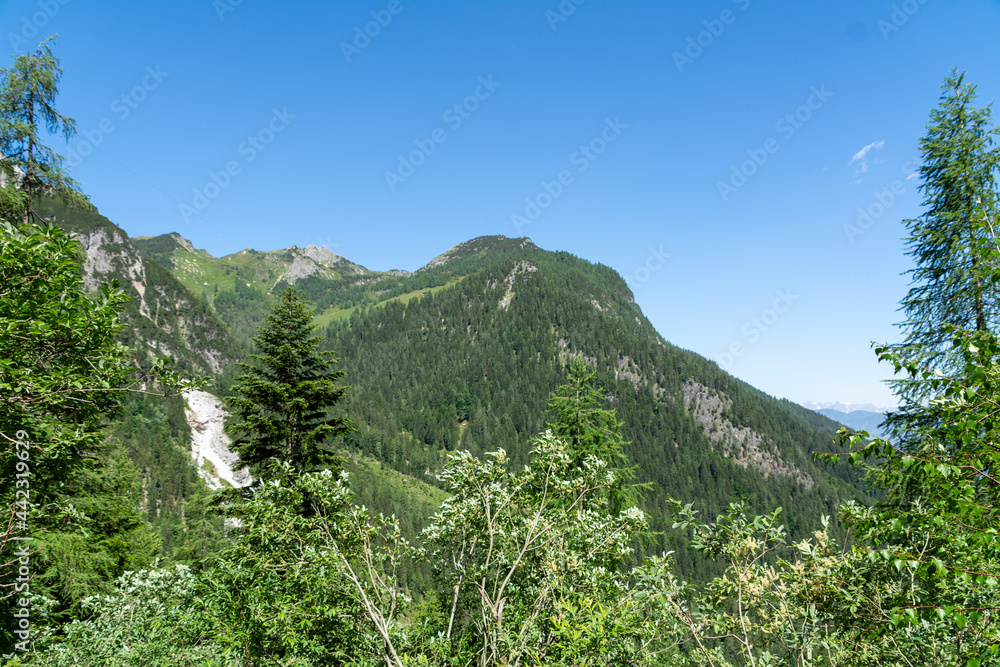 Fototapeta premium Alpine Mountain Landscape in Salzburg, Austria