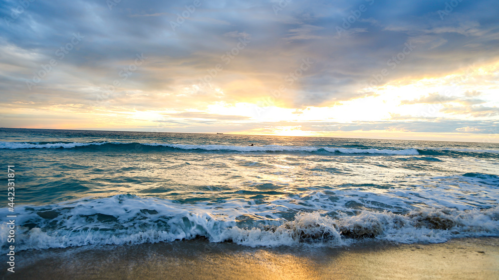 Fototapeta premium Beautiful Sunset over Indian Ocean 