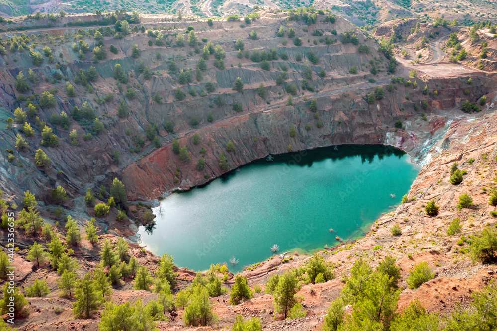 Fototapeta premium Toxic lake in open pit of abandoned Apliki copper mine, Cyprus