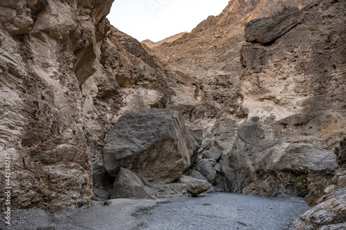 Mosaic Canyon Trail Continues Through the Large Boulder Jam