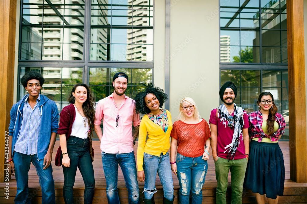 © Rawpixel.com - International friends © Rawpixel.com - International friends