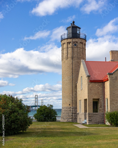 Murais de parede Historic Old Mackinac Point Lighthouse still stands watch over the treacherous Straits of Mackinac, though only as a Michigan State Park