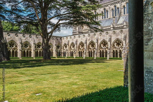 Sailsbury Cathedral photo