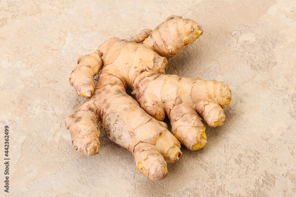 Natural organic raw ginger root